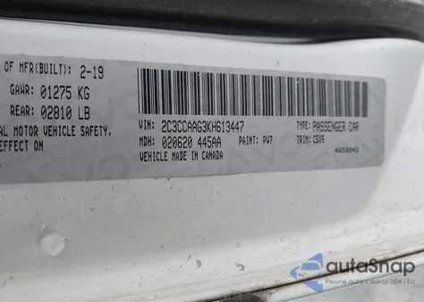 2019 Chrysler 300 Touring z USA, uszkodzony, nr VIN 2C3CCAAG3KH613447